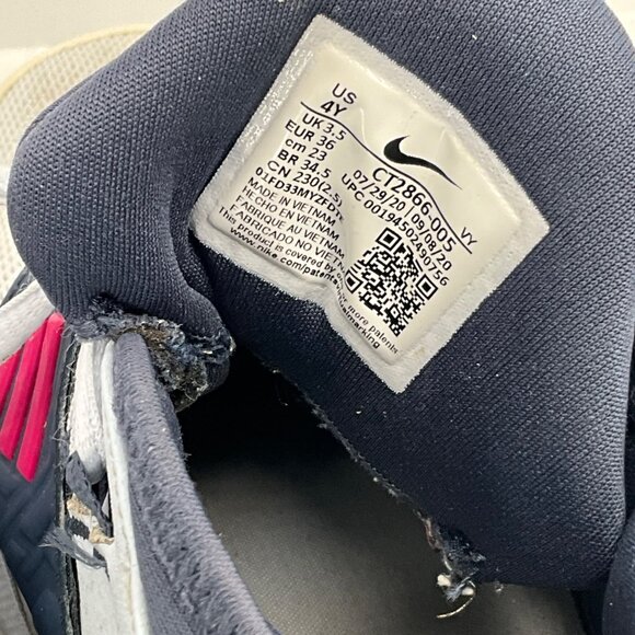 Nike Future‎ Court 3 Basketball Shoes Size 4Y CT2866-005 - Picture 5 of 6